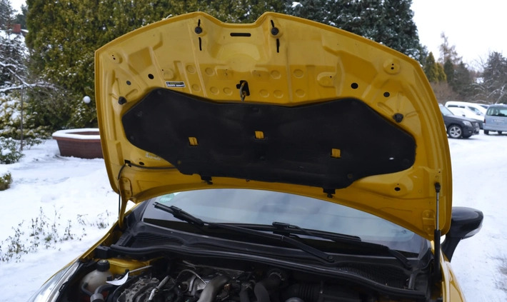 Renault Clio cena 59900 przebieg: 167973, rok produkcji 2014 z Częstochowa małe 781